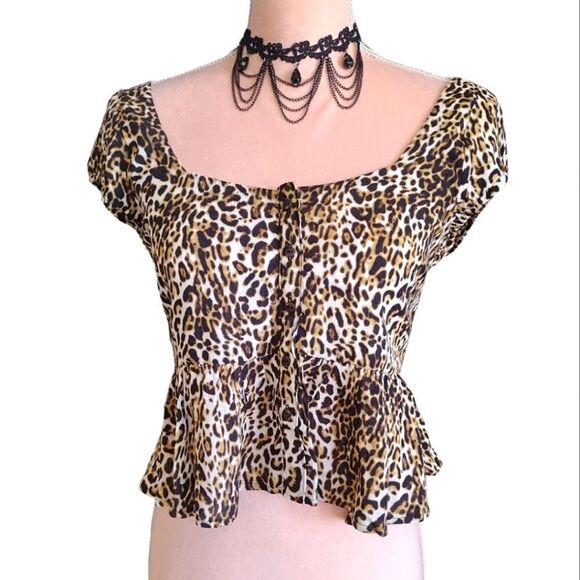 Love Tree Brown Leopard Print Peplum Smock Cropped Blouse Large NWOT - Picture 1 of 16
